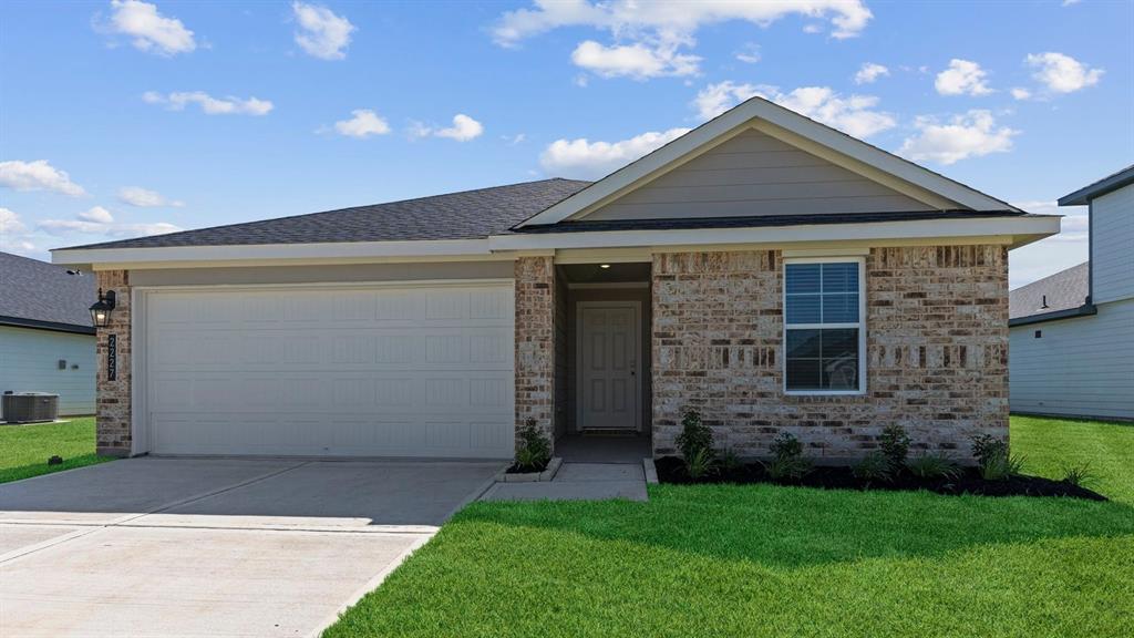 5022 Balcolm Drive, Fresno, Texas image 1
