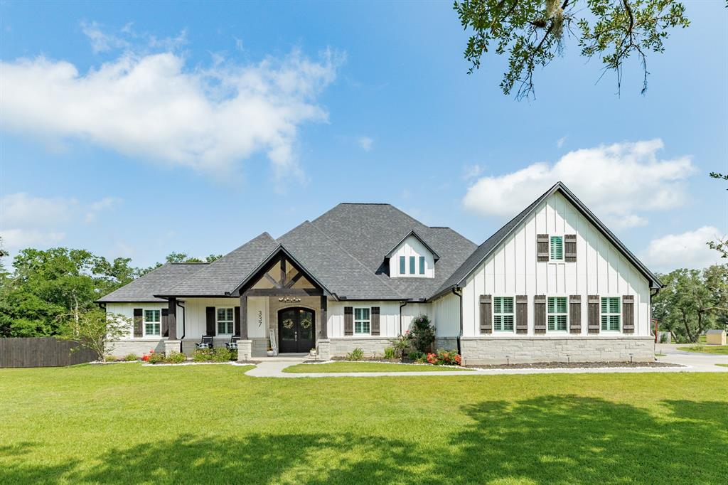 337 Thousand Oaks Drive