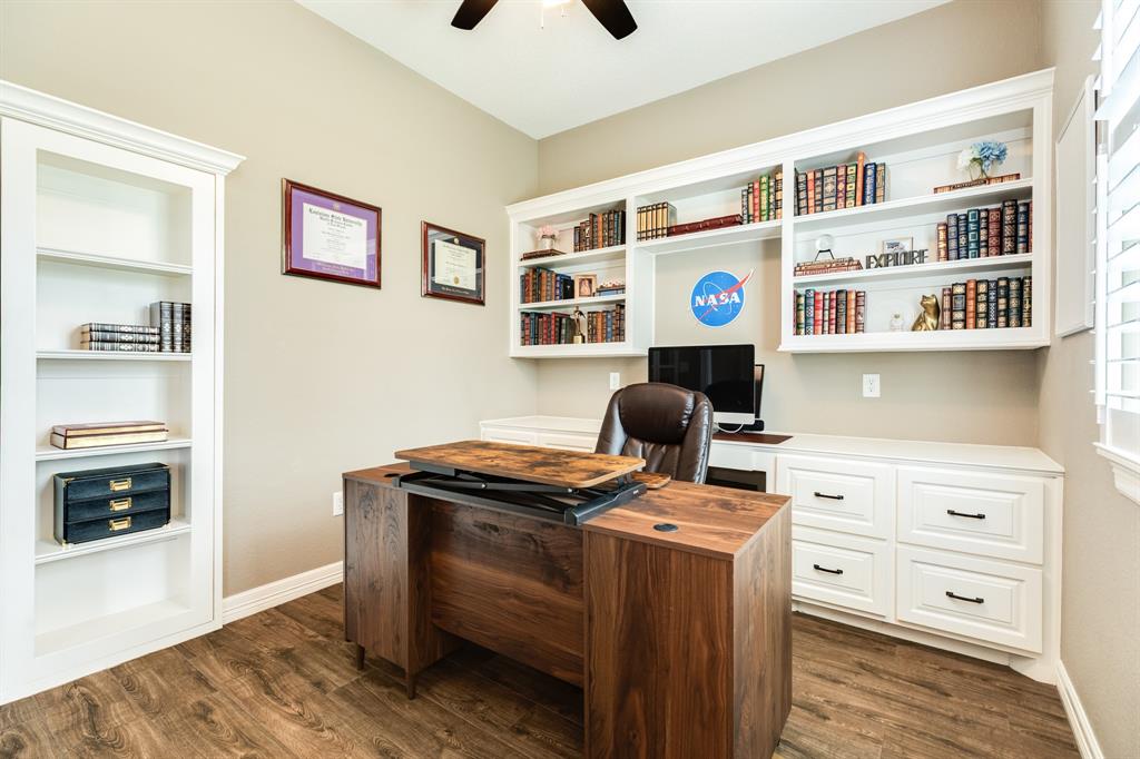 337 Thousand Oaks Drive, Angleton, Texas image 44