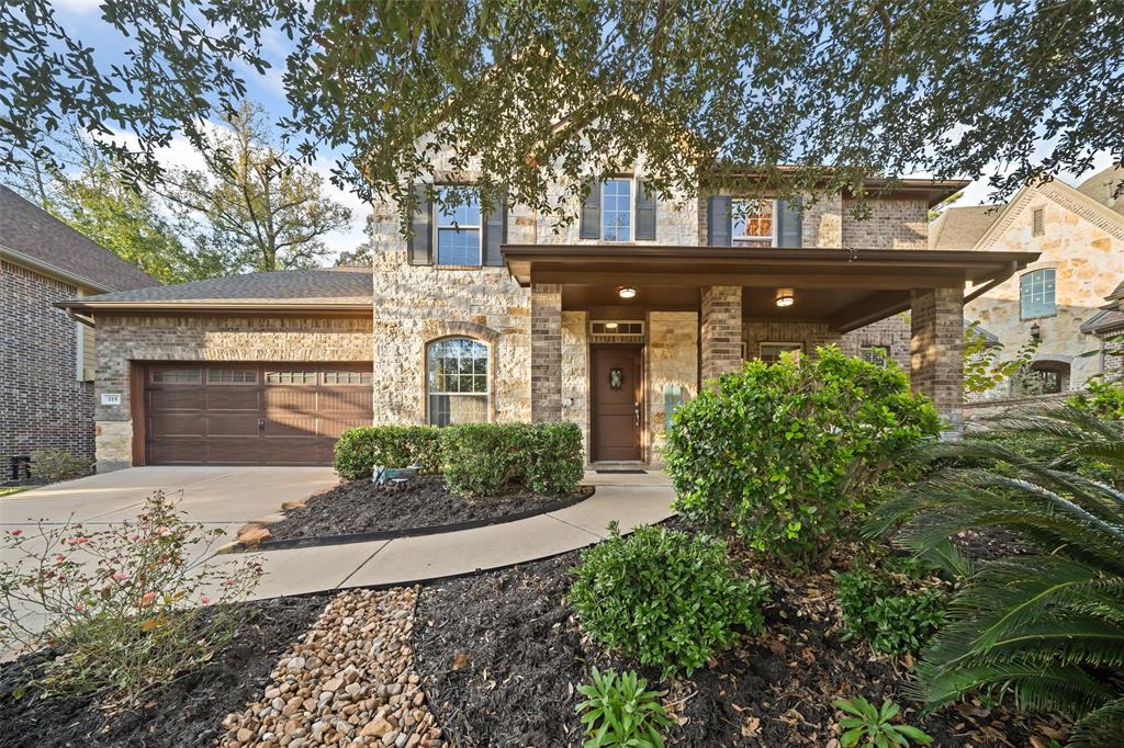 115 N Almondell Circle, The Woodlands, Texas image 2