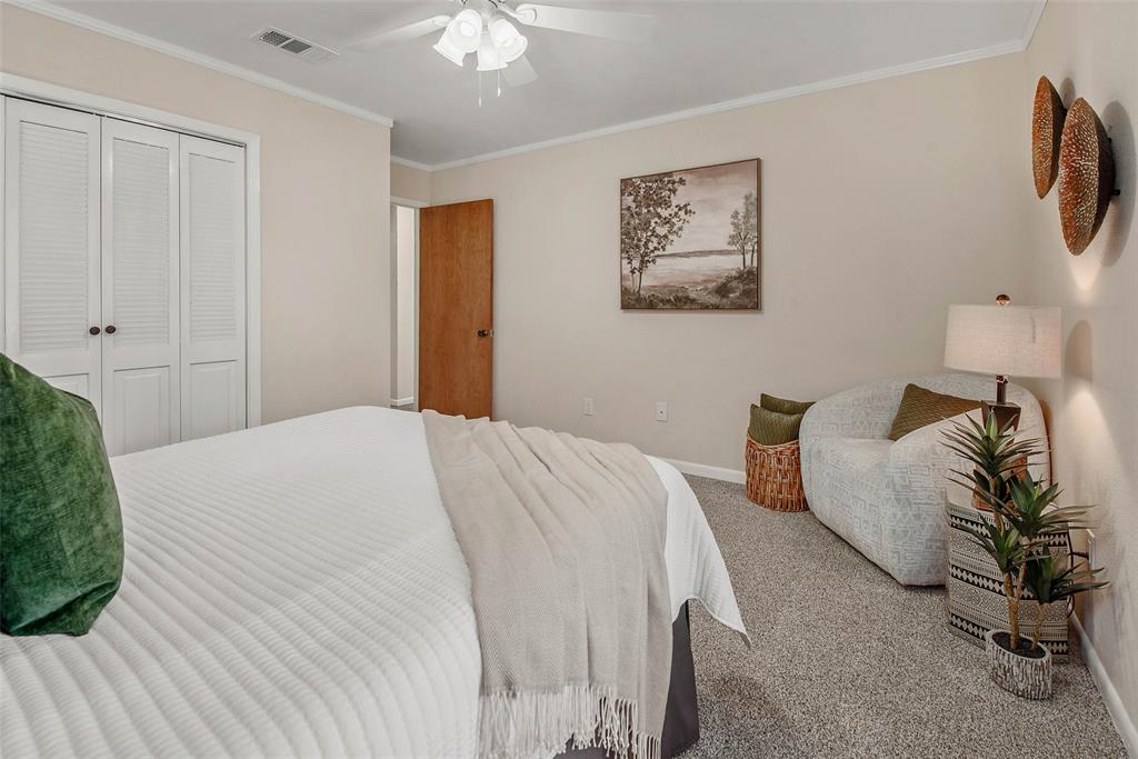 2367 W Briargate Drive, Bryan, Texas image 16