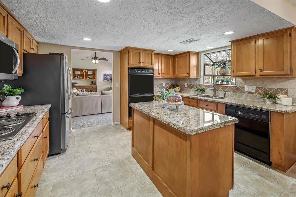 2367 W Briargate Drive, Bryan, Texas image 24