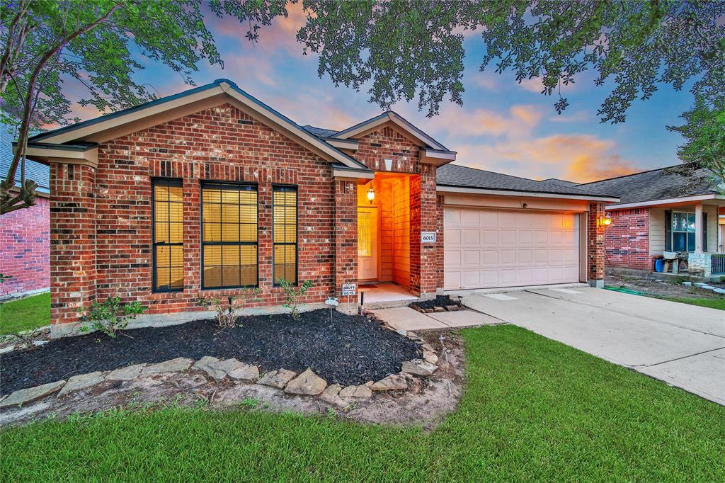 6015 Durango Ridge Court, Richmond, Texas image 2