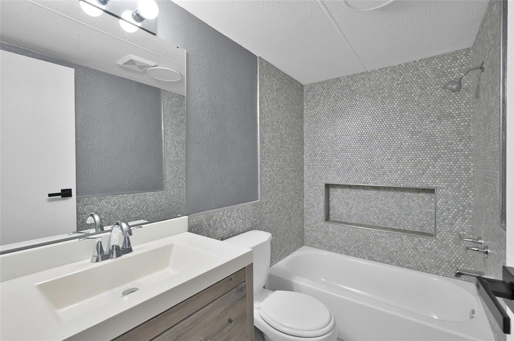 17992 William Lane, Conroe, Texas image 19