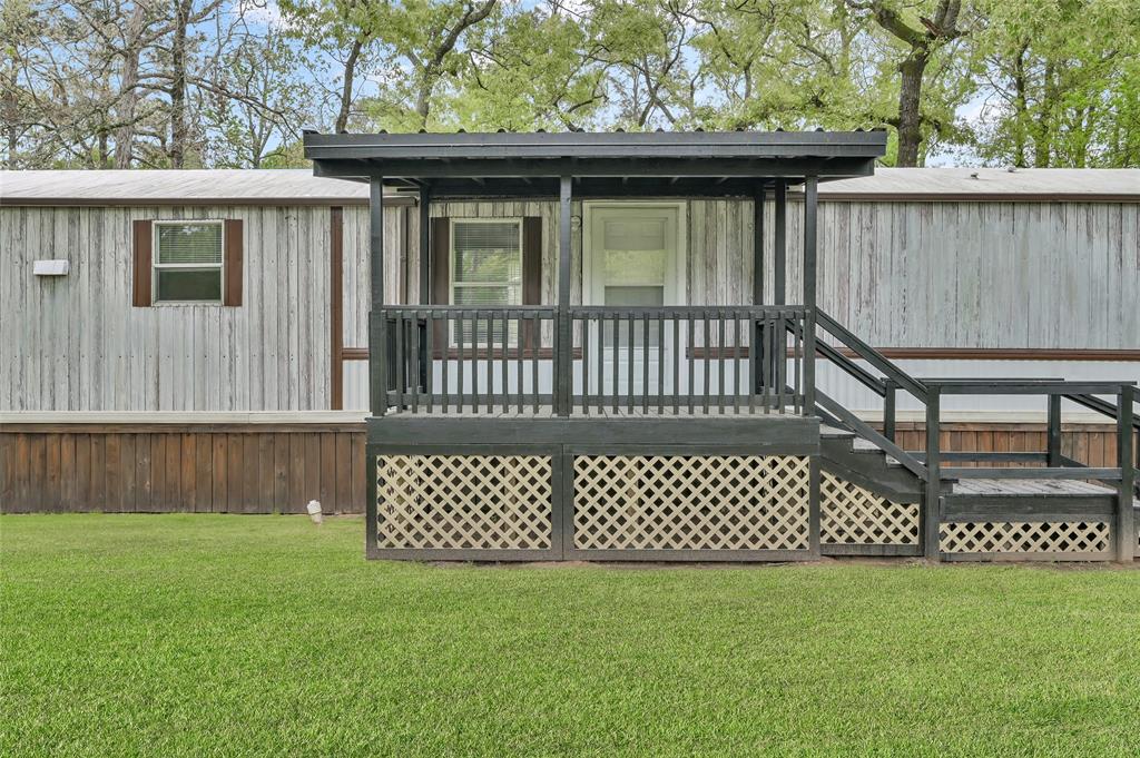 17992 William Lane, Conroe, Texas image 1