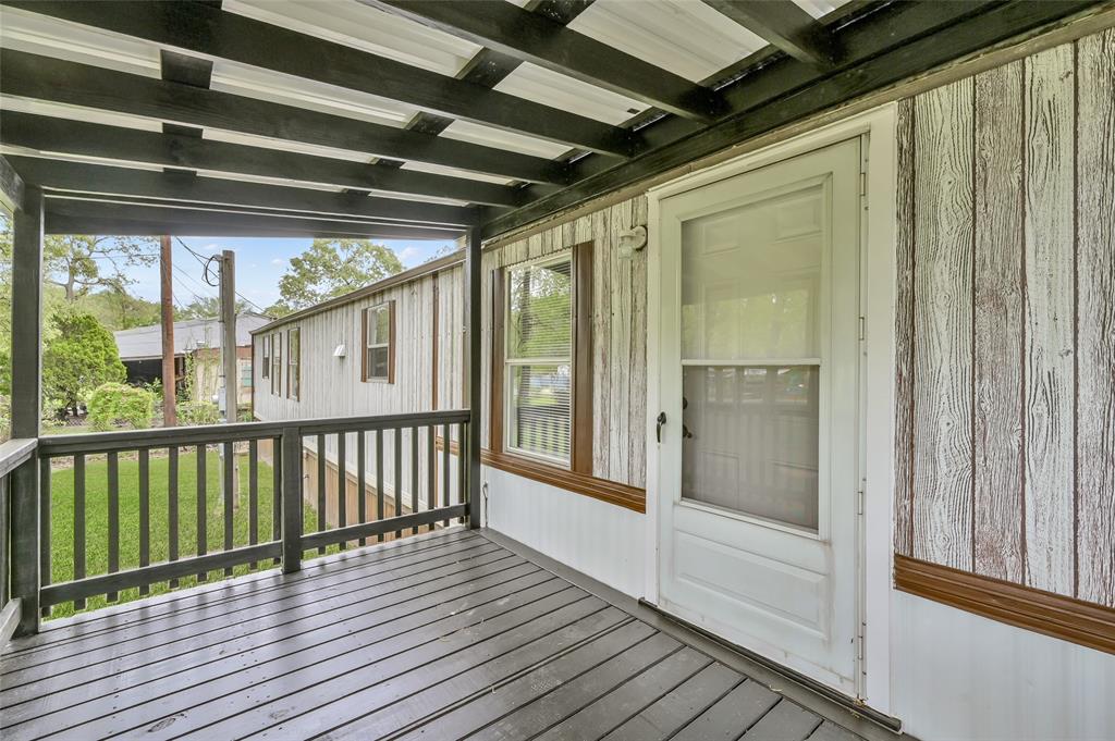 17992 William Lane, Conroe, Texas image 2