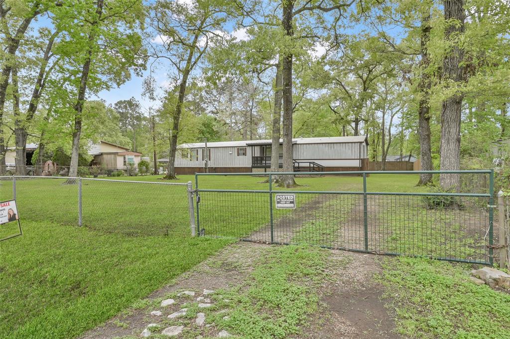 17992 William Lane, Conroe, Texas image 4