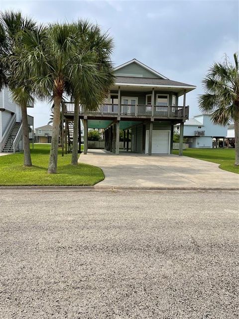 Single Family Residence in Galveston TX 13917 Pirates Beach Boulevard.jpg
