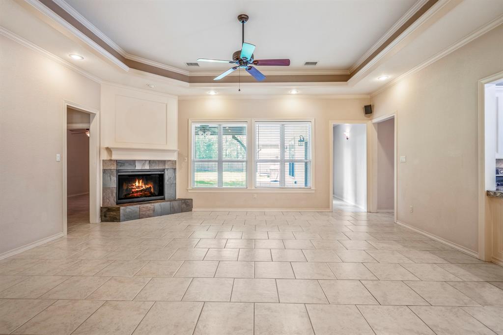 30619 Mckinney Drive, Tomball, Texas image 6