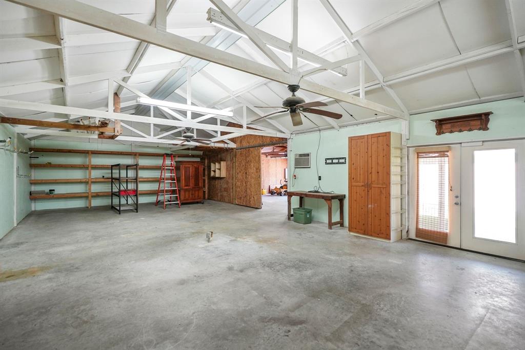 30619 Mckinney Drive, Tomball, Texas image 41