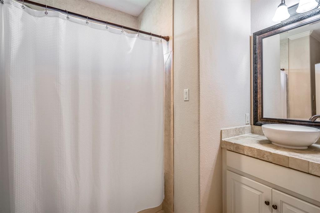 30619 Mckinney Drive, Tomball, Texas image 31