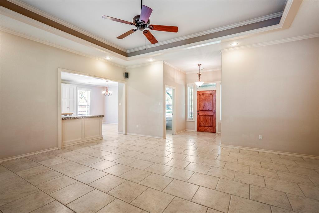 30619 Mckinney Drive, Tomball, Texas image 9