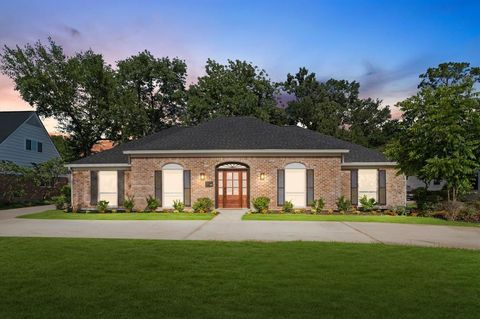 322 N Wilcrest Drive Houston TX 77079
