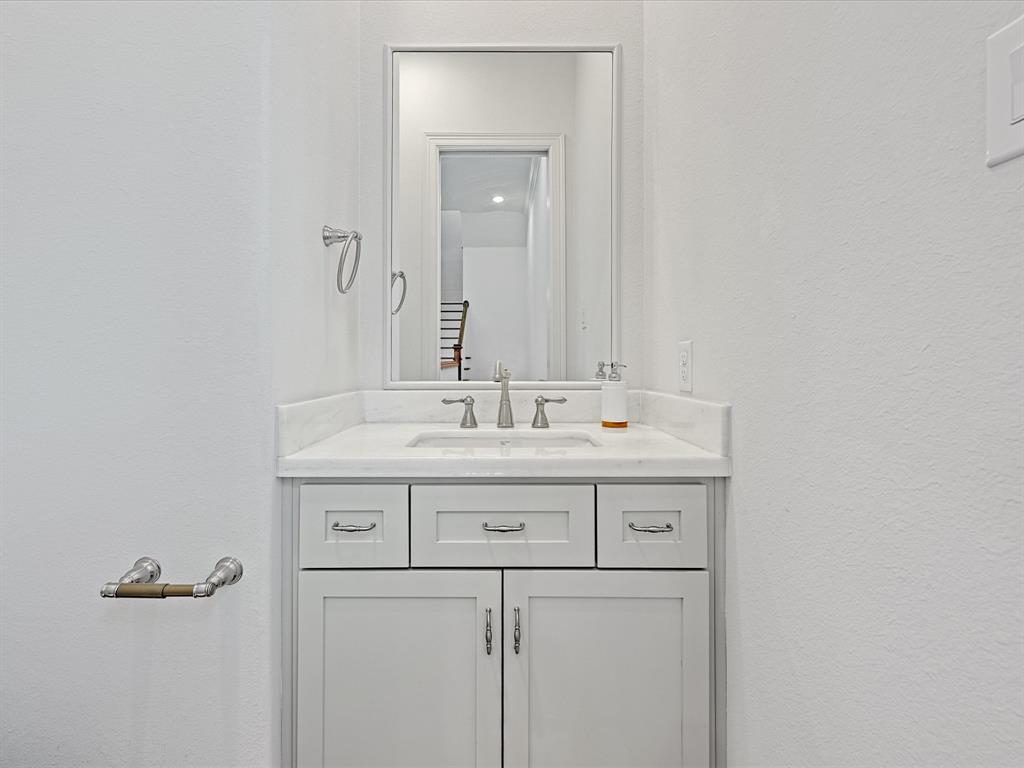 1110 W 12th Street, Houston, Texas image 12