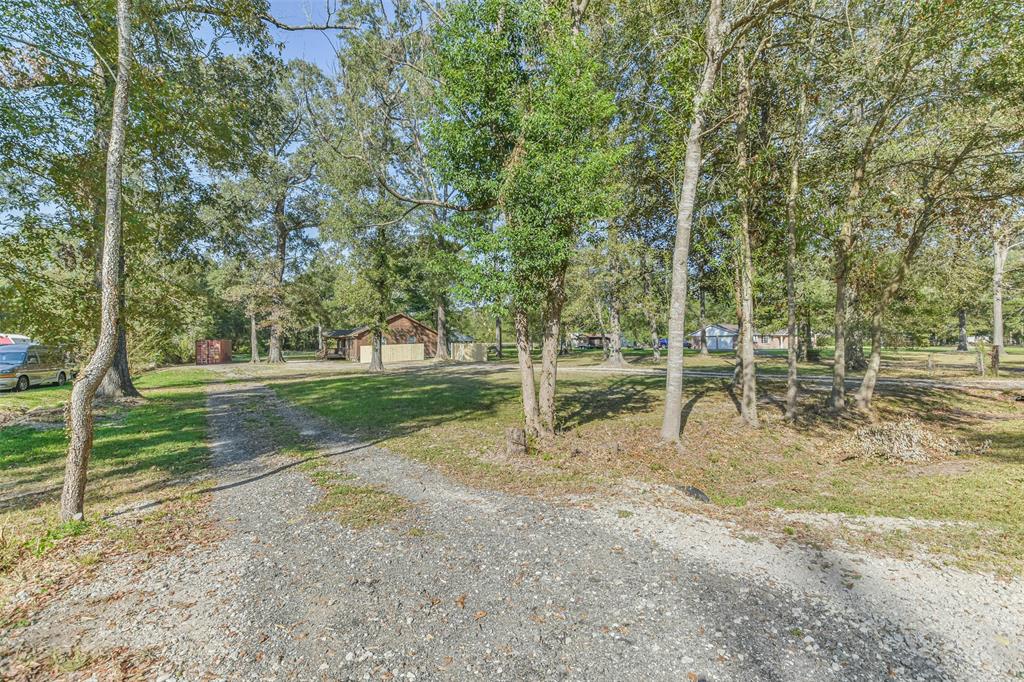 24237 Creekwood Drive, Splendora, Texas image 43