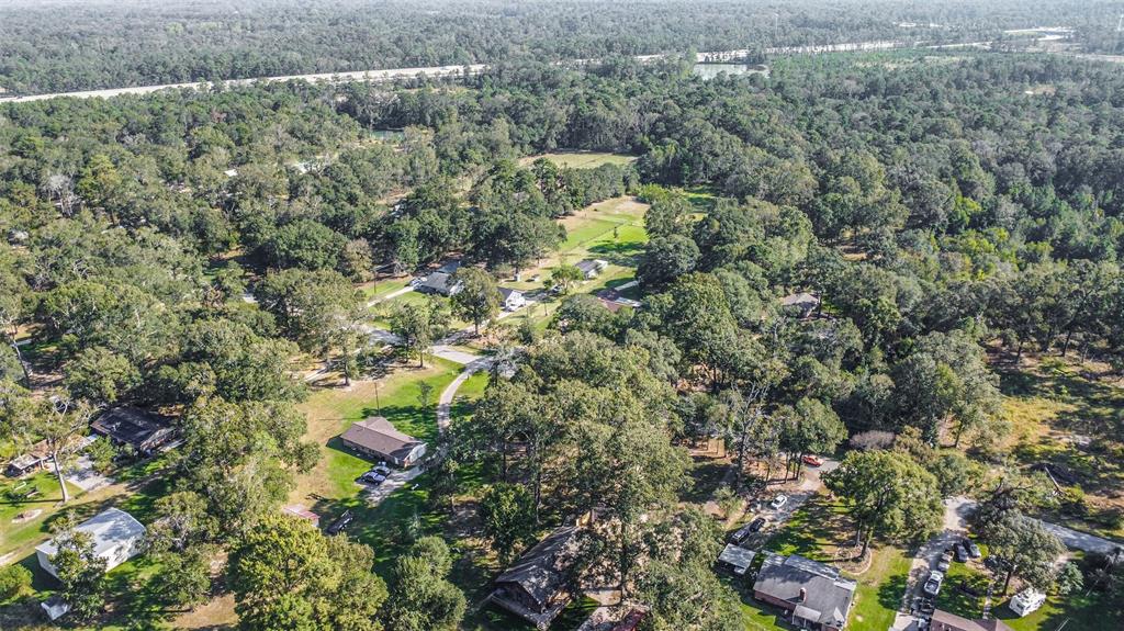 24237 Creekwood Drive, Splendora, Texas image 34