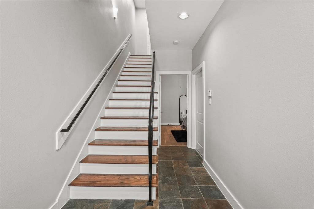 1205 Detering Street, Houston, Texas image 3