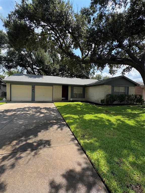 9006 Winding River Drive