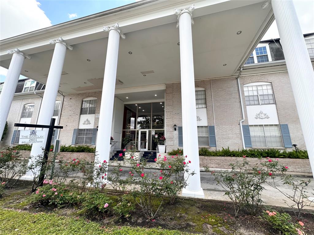 2601 Bellefontaine Street B209
