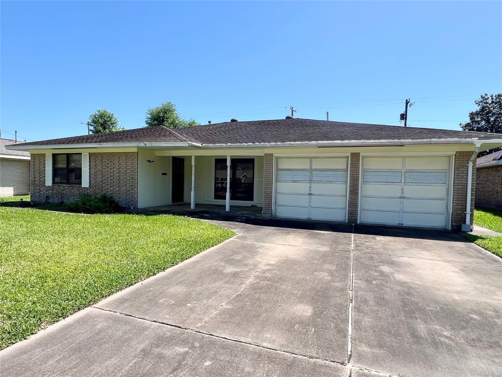 7925 Yucca Drive, Texas City, Texas image 1