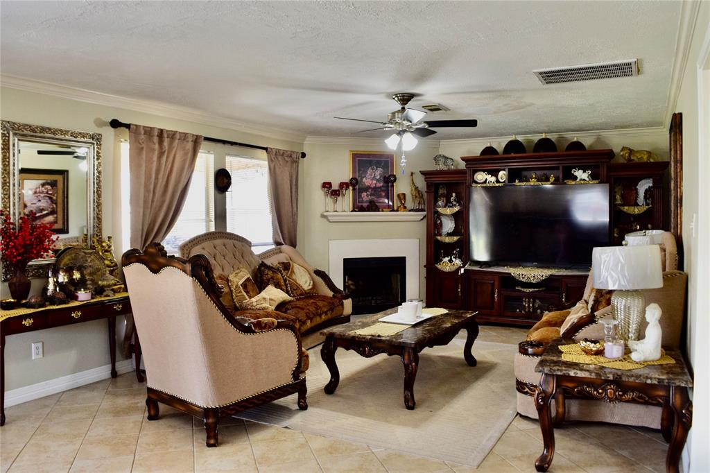 2519 Foxville Drive, Houston, Texas image 1