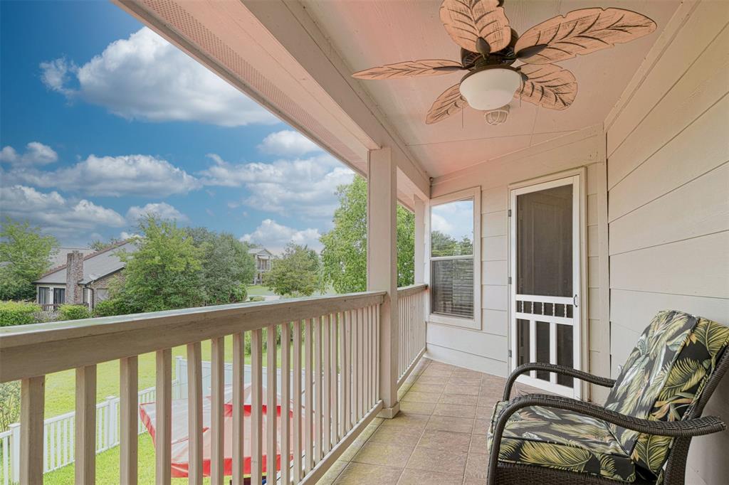 107 Cove, Conroe, Texas image 24