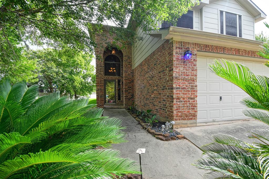 107 Cove, Conroe, Texas image 4
