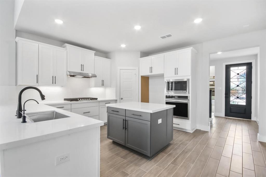 25411 Balsam Run Trail