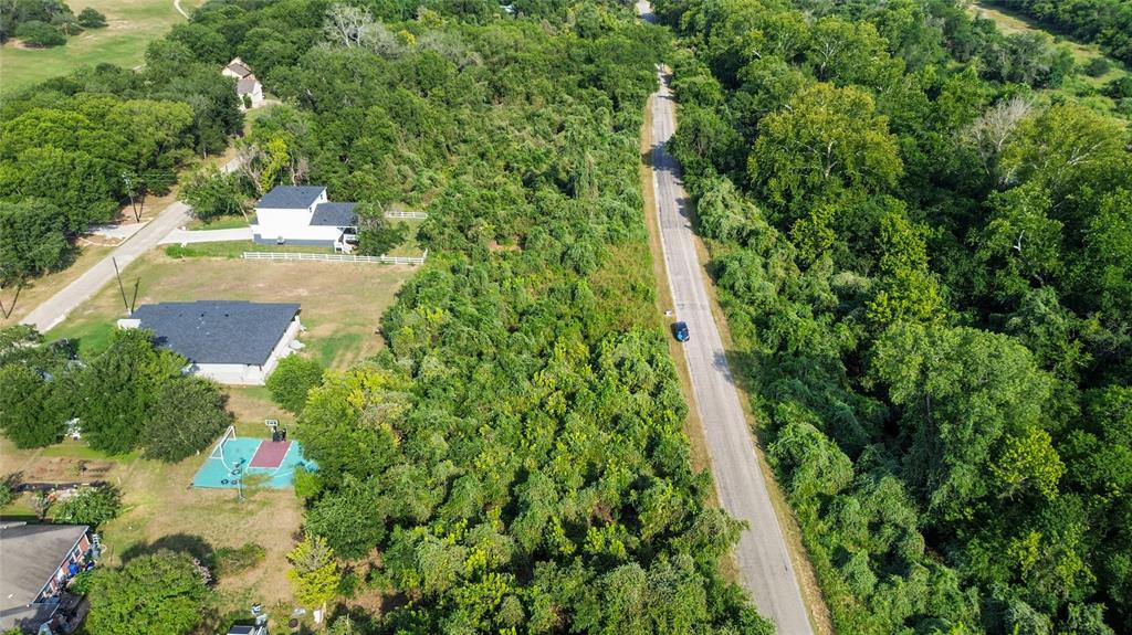 Lot 931 E Riverside Drive E