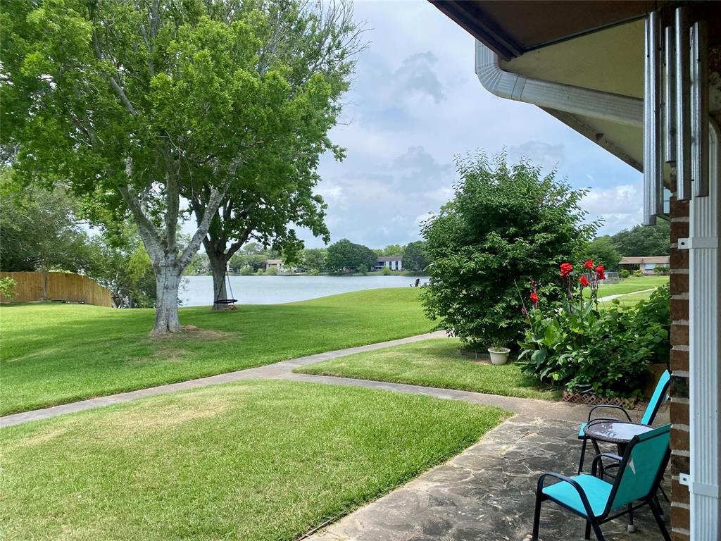 8930 Glacier Avenue, Texas City, Texas image 2
