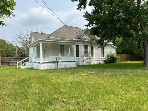 A home in Navasota