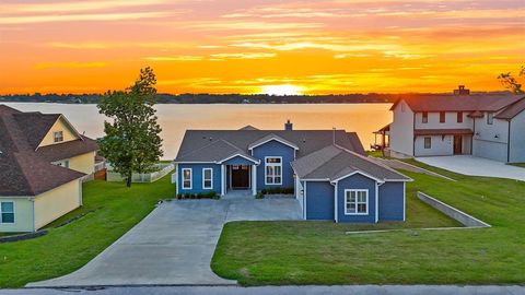 254 Peninsula Drive Livingston TX 77351