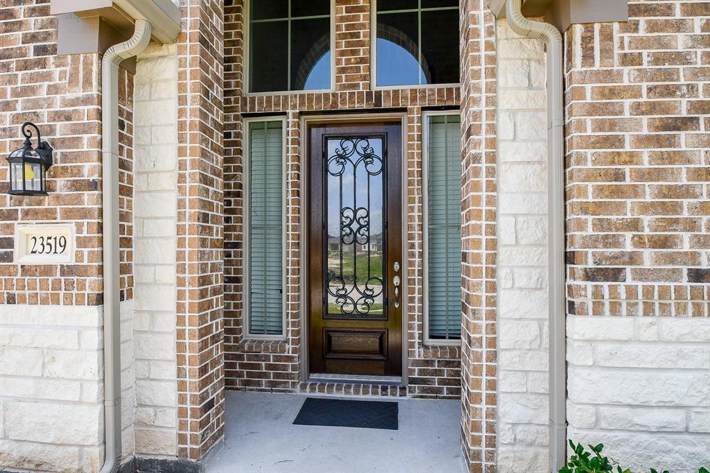 23519 Persimmon Creek Lane, Katy, Texas image 3