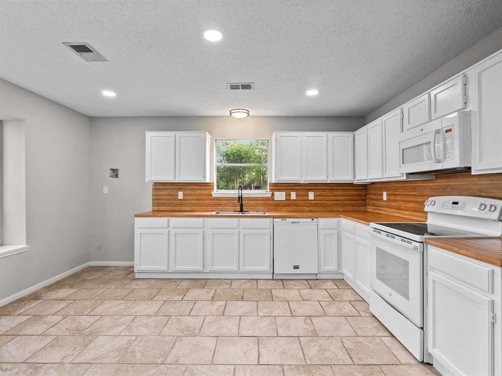 307 Binnacle Way
