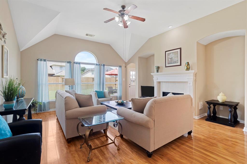 7218 Clayhorn Court, Richmond, Texas image 2