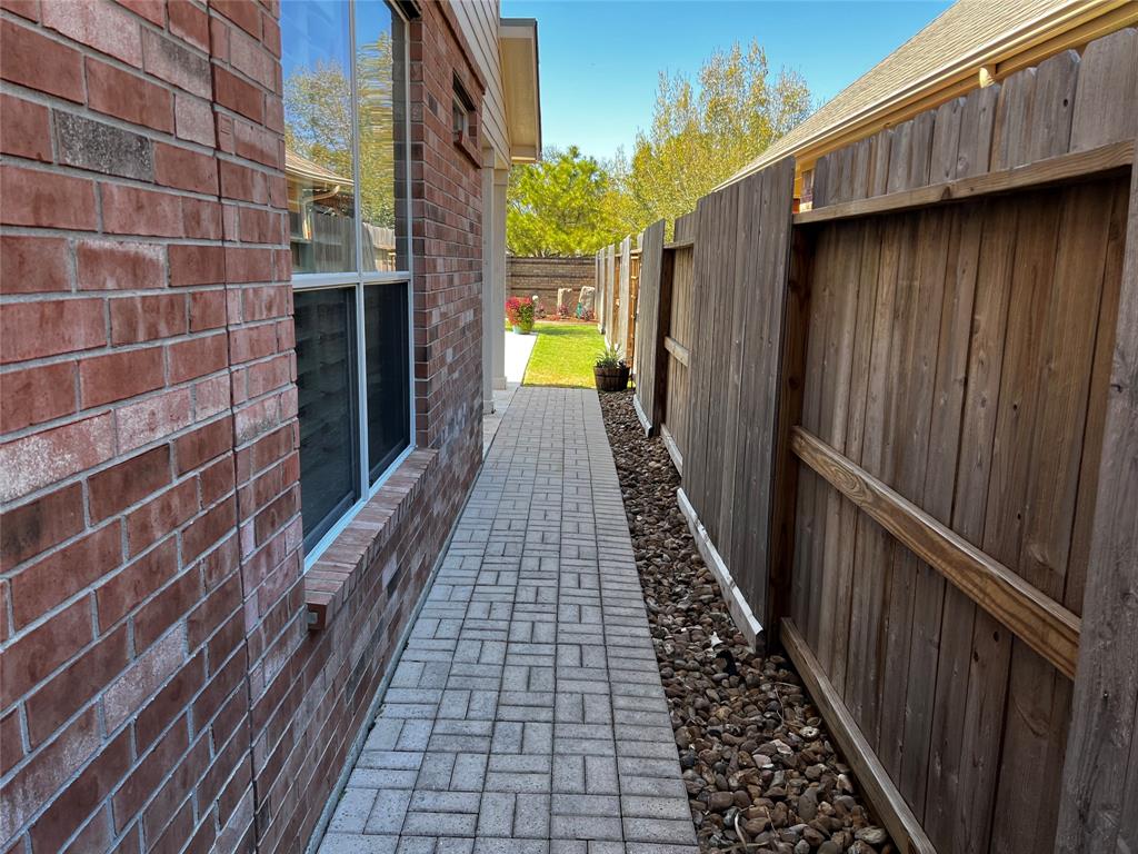 24414 Dartford Springs Lane, Katy, Texas image 45
