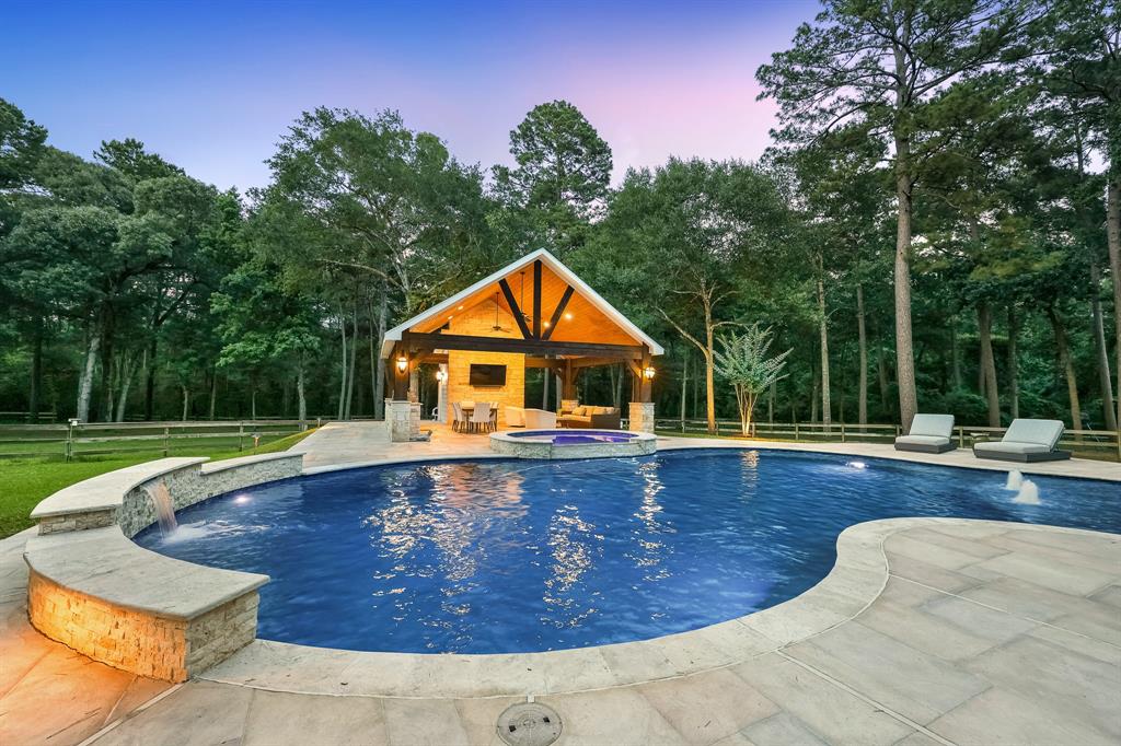 8902 Sendera Drive, Magnolia, Texas image 39