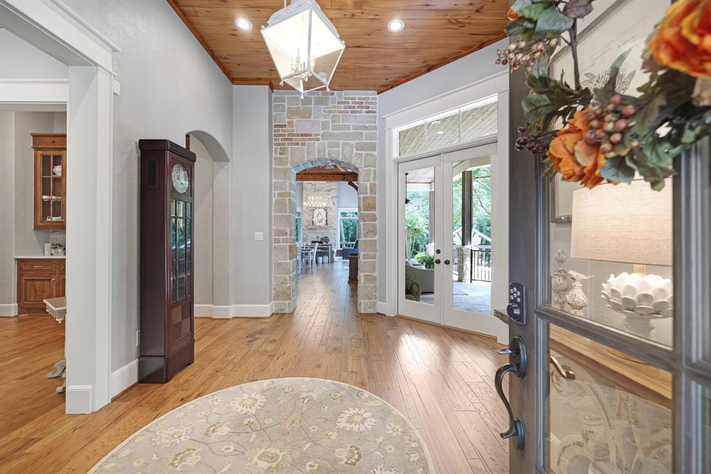 8902 Sendera Drive