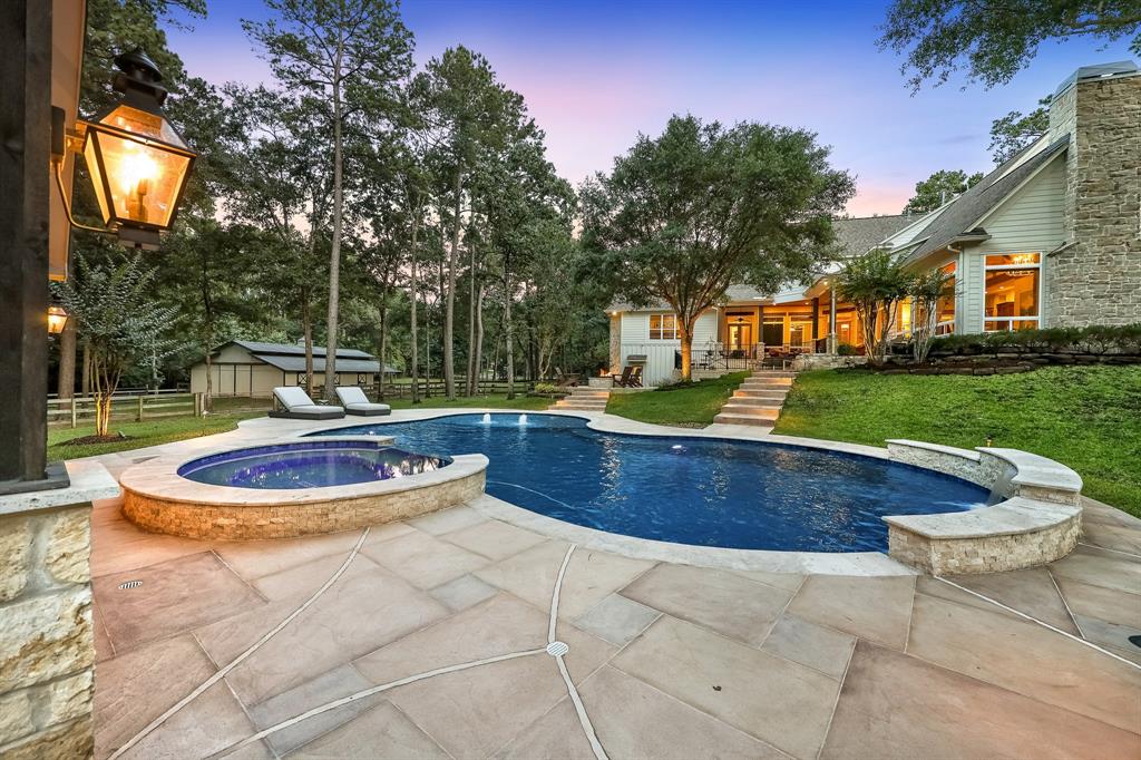 8902 Sendera Drive