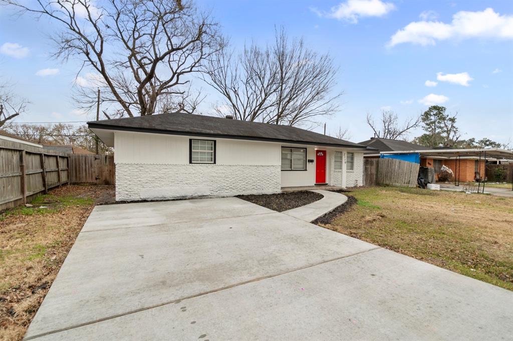 2119 Linden Creek Lane, Houston, Texas image 25