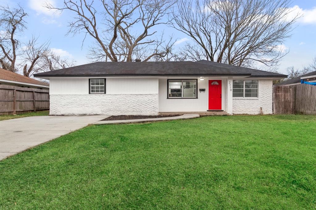 2119 Linden Creek Lane, Houston, Texas image 2