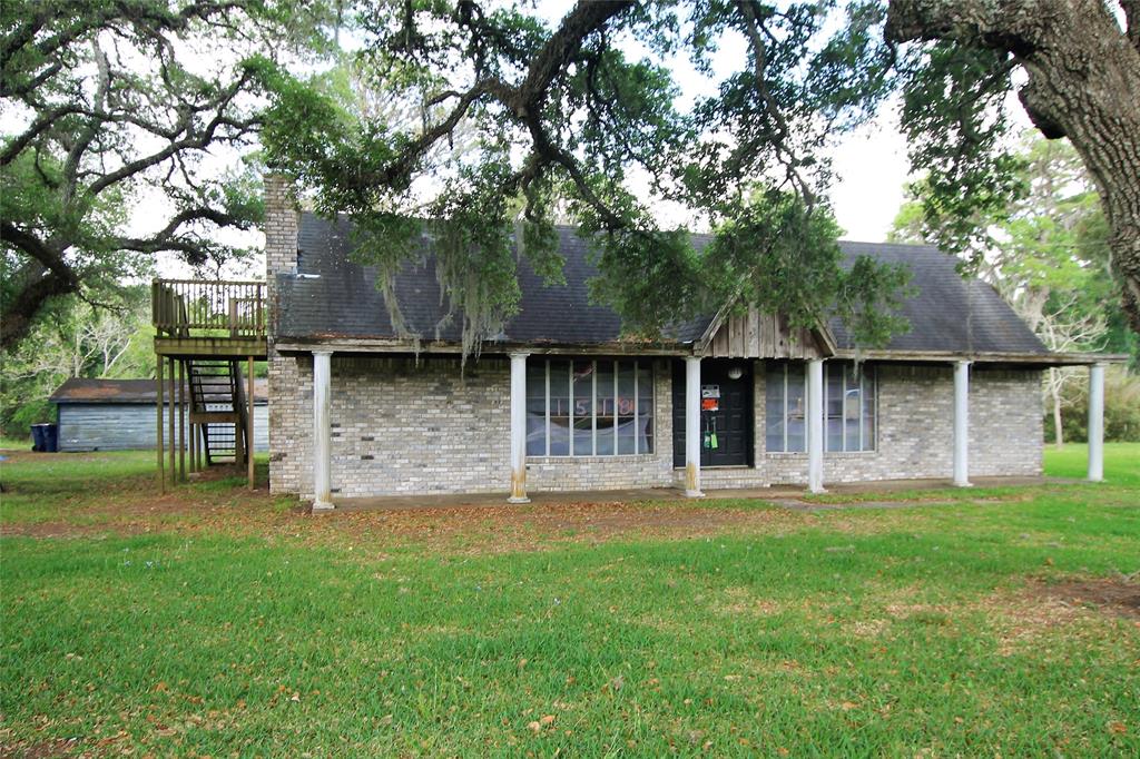 1518 S Columbia Drive, West Columbia, Texas image 1