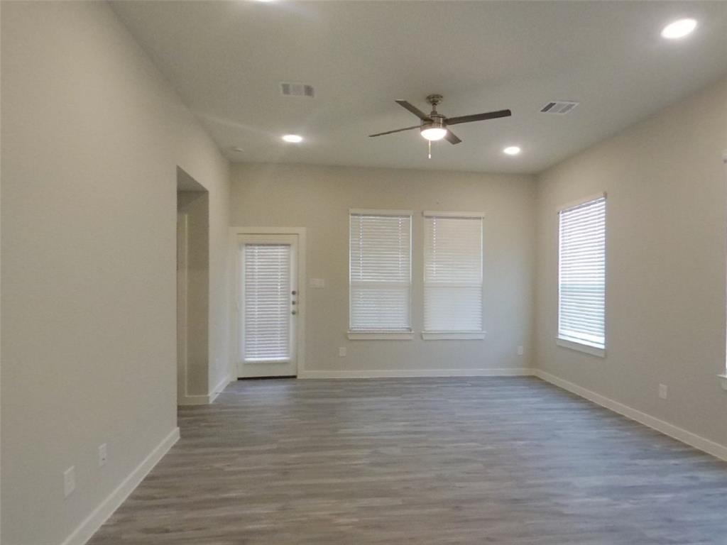 9835 Willow Creek Commerce Drive 400