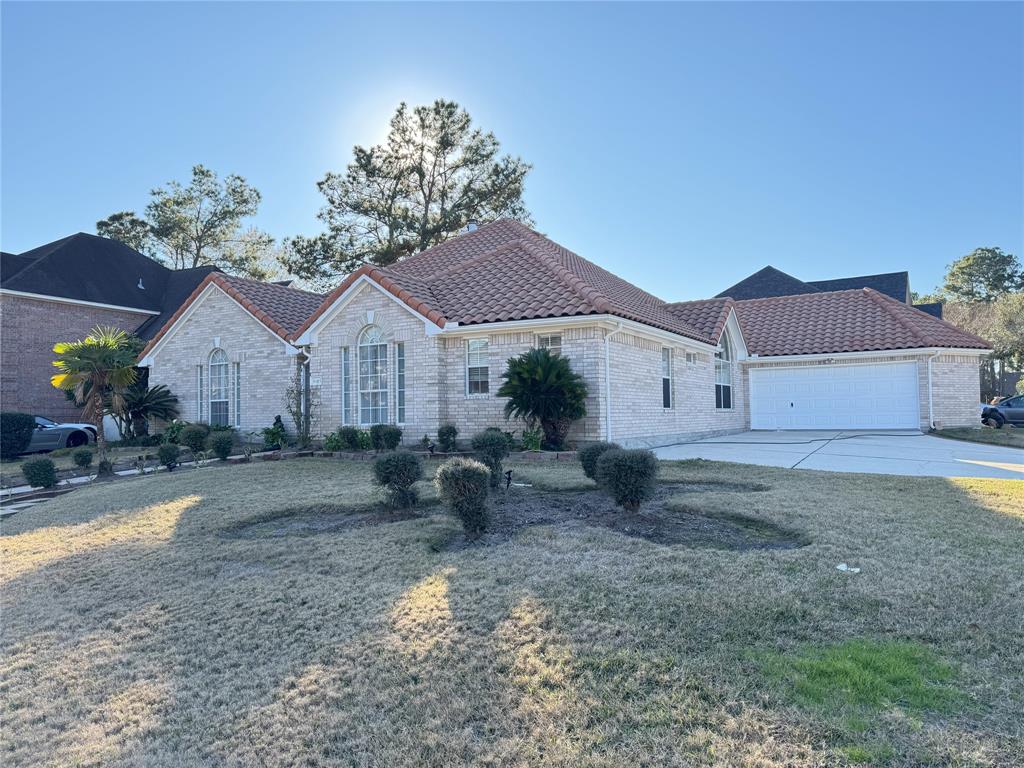 18415 Deer Crossing Drive, Humble, Texas image 3