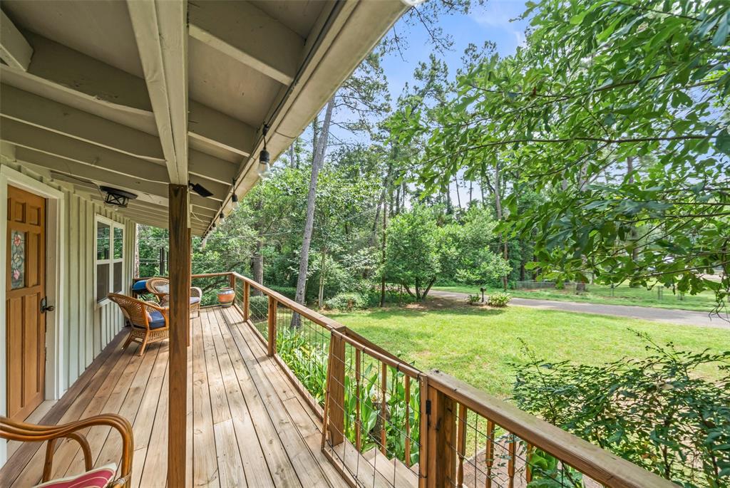 11045 Woodview Dr