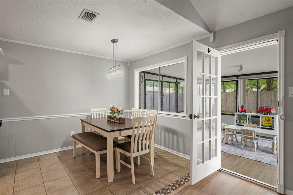 6807 Stoney River Drive, Spring, Texas image 13