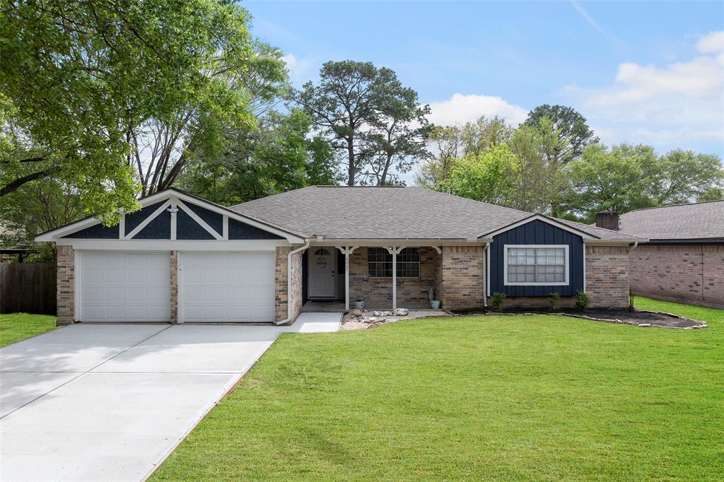 6807 Stoney River Drive, Spring, Texas image 1