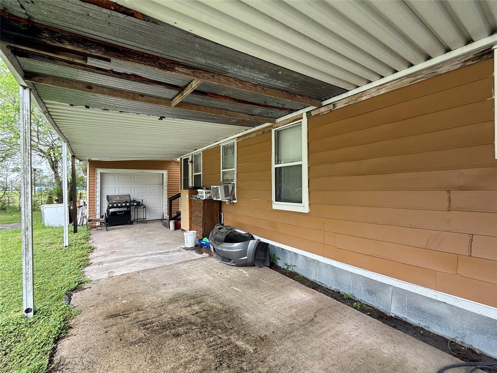 1509 Harry Street, Victoria, Texas image 4