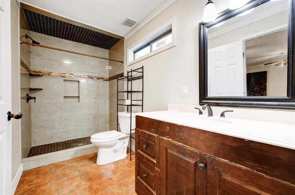 11787 Stonehedge Drive, Conroe, Texas image 14