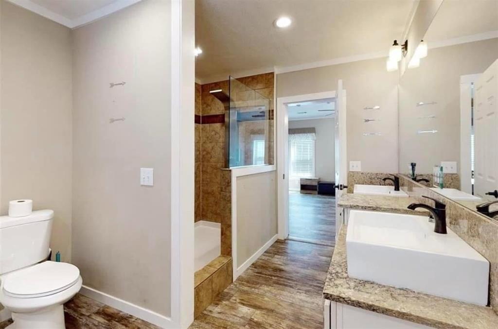 100 Patriots Place, Somerville, Texas image 22